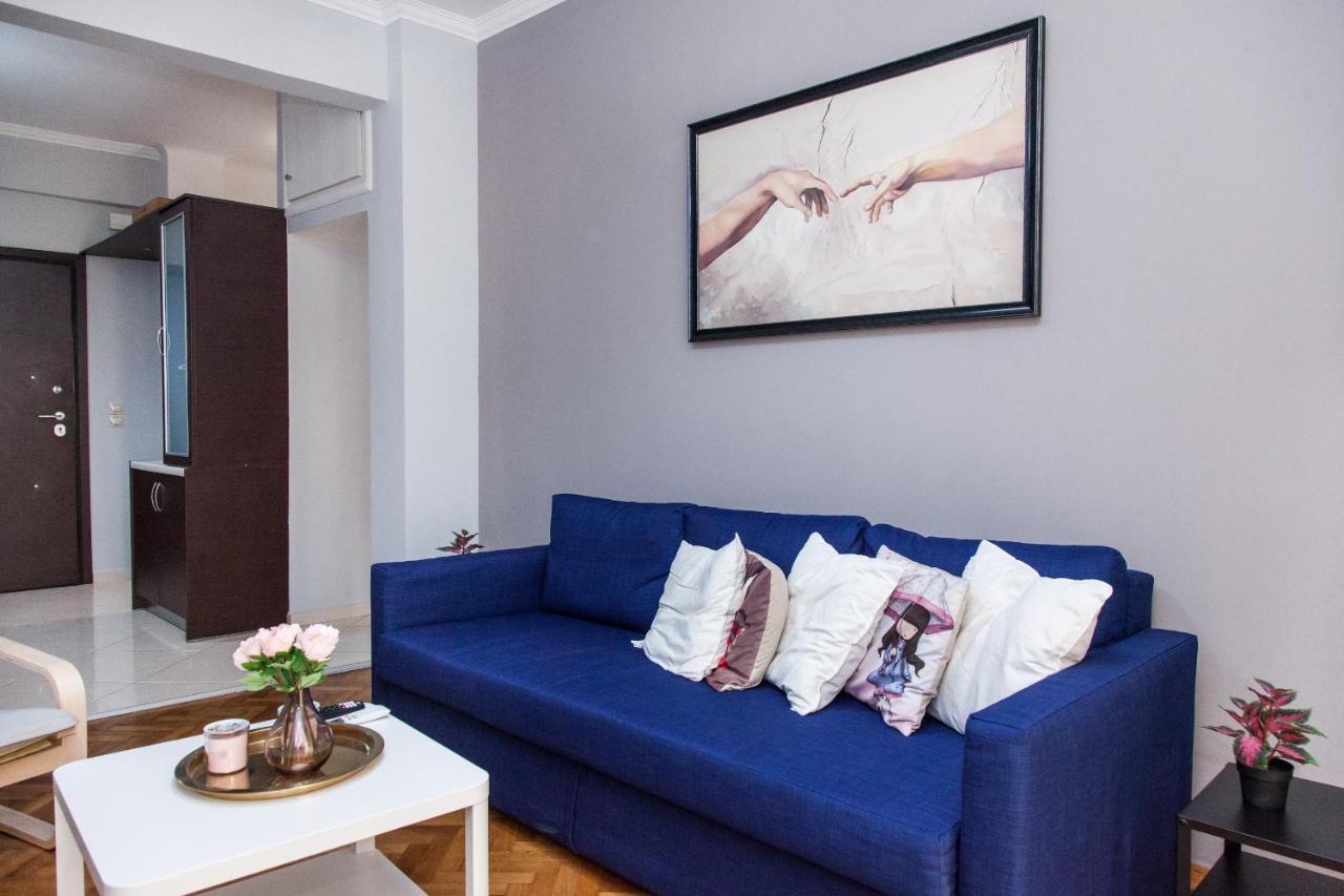Апартаменты Beautiful New Decorated Apt In Афины Экстерьер фото